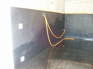 Foto-Ducha-Revestida-Piso-e-Paredes-detalhe-2-300x225 PISOS EMBORRACHADOS – GAUDIO EQUINES